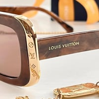 نظارات لويس فيتون ماستر شامل الملحقات