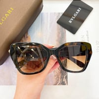 نظارات بولغاري شامل الملحقات