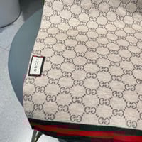 شال قوتشي للتوصيل الفوري ماستر