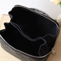 حقيبة ادوات الزينة 3 الوان