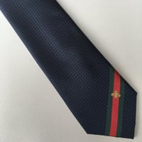 ربطة عنق قوتشي ماستر شامل الملحقات