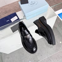 حذاء برادا نسائي شامل الملحقات