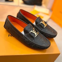 حذاء لويس فيتون رجالي شامل ملحقات الماركة