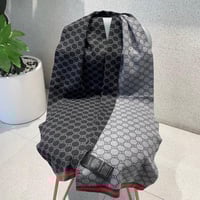 شال قوتشي ثلاث ألوان ماستر شامل الملحقات