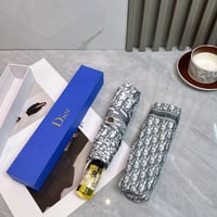 مظلات من ديور شامل تغليف الماركة