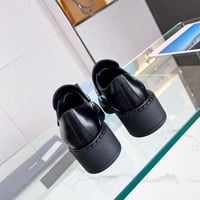 حذاء برادا نسائي شامل الملحقات