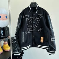 جاكيت لويس فيتون ماستر