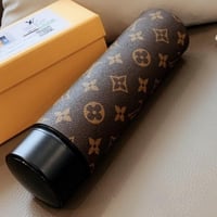 كوب حراري ماركة لويس فيتون شامل الملحقات