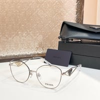 نظارات برادا ماستر شامل الملحقات