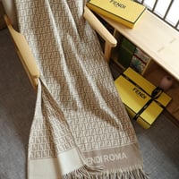 شال فندي لونين ماستر شامل الملحقات