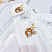 طقم مواليد موسكينو بربتوز