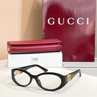 نظارات قوتشي شامل ملحقات الماركة