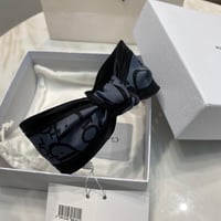 طوق شعر ديور لونين ماستر