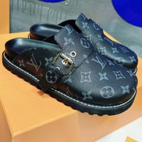 حذاء لويس فيتون ماستر مع الملحقات