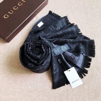 شالات قوتشي سكارف ماستر شامل الملحقات