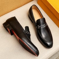 حذاء لويس فيتون ماستر شامل الملحقات