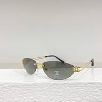 نظارات شانيل شامل الملحقات