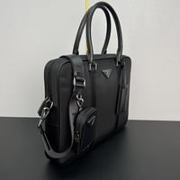 حقيبة الاعمال من برادا