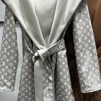 بالطول لويس فيتون دبل فيس