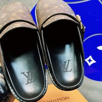 حذاء لويس فيتون ماستر مع الملحقات