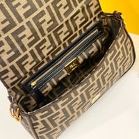 شنطة فندي شامل الملحقات حجم 26