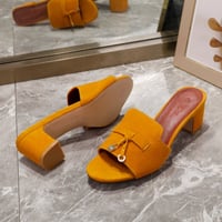 سليبرات لورو بيانا بكعب شامل الملحقات