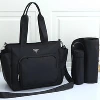 طقم شنطة للبيبي برادا ماستر مكون من ثلاث قطع