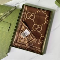 شال قوتشي جودة عالية مع الملحقات