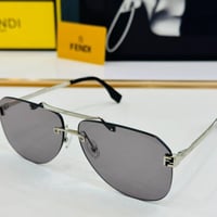 نظارات فندي ماستر شامل الملحقات