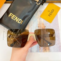 نظارات فندي ماستر شامل الملحقات