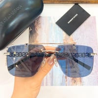 نظارات دولتشي قبانا ماستر شامل الملحقات