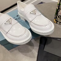 حذاء برادا نسائي شامل الملحقات