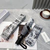 مظلة شمسية من ديور مع وقاية من الاشعة فوق البنفسجي...