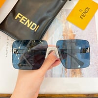 نظارات فندي ماستر شامل الملحقات