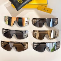 نظارات فندي شامل تغليف الماركة