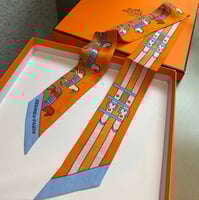 سكارفات ايرمز صغيرة للشنطة او الرقبة