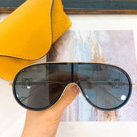 نظارات لويفي ماستر شامل الملحقات