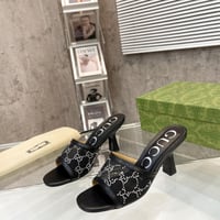 حذاء قوتشي بكعب جودة عالية شامل الملحقات