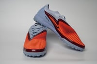 جزمة كرة قدم Nike