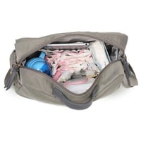 شنطة مواليد انيقة