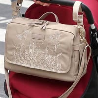 شنطة مواليد انيقة