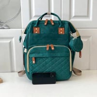 شنطة مواليد كبيرة