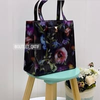 تيد بيكر حجم صغير