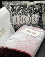شماغ ديور اصدار خاص احمر DIOR