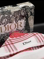 شماغ ديور اصدار خاص احمر DIOR