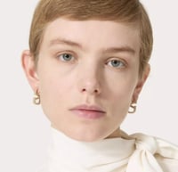 اقراط فالنتينو ذهبي