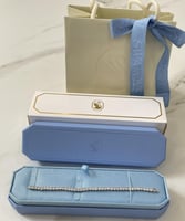 سوار تنس فضي سوارفسكي