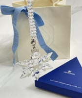 تعليقة سوارفسكي 2025