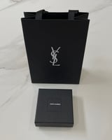 سوار سان لوران ذهبي