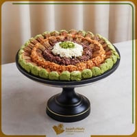 سكري ديلاتيس مع صينية فاز فاخرة